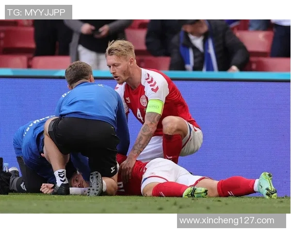 今天我们来聊聊当今足坛的明星球员和他们的精彩表现